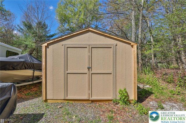 1143 Willow Creek Drive, Polk Twp, PA 18058