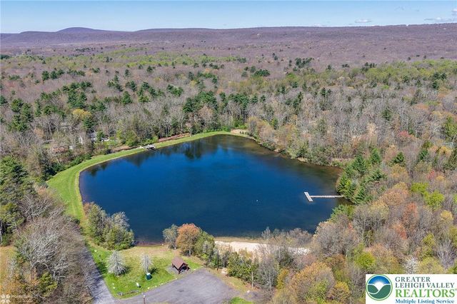 1143 Willow Creek Drive, Polk Twp, PA 18058
