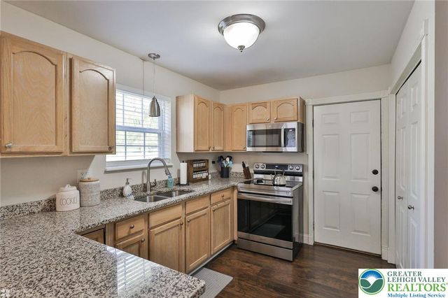 1143 Willow Creek Drive, Polk Twp, PA 18058
