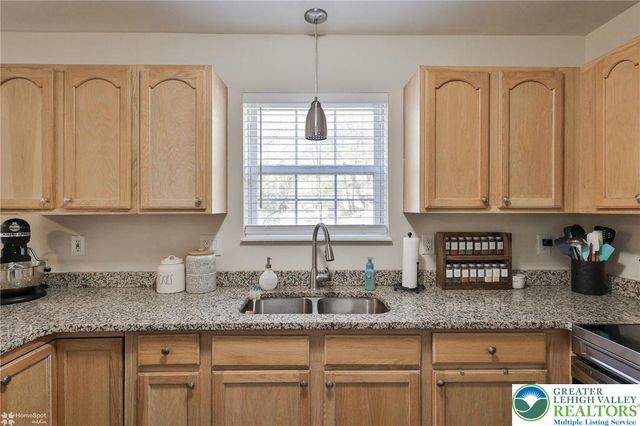 1143 Willow Creek Drive, Polk Twp, PA 18058