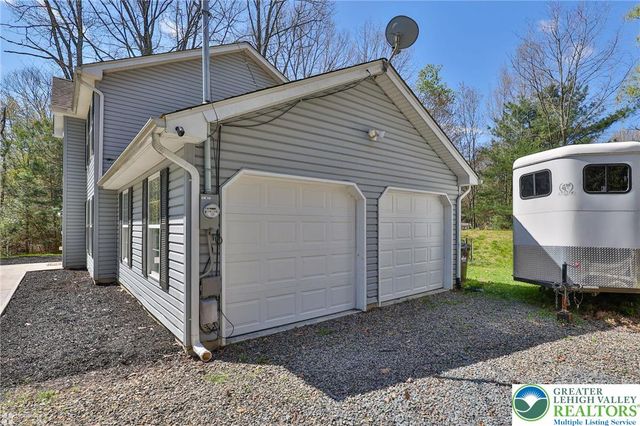 1143 Willow Creek Drive, Polk Twp, PA 18058