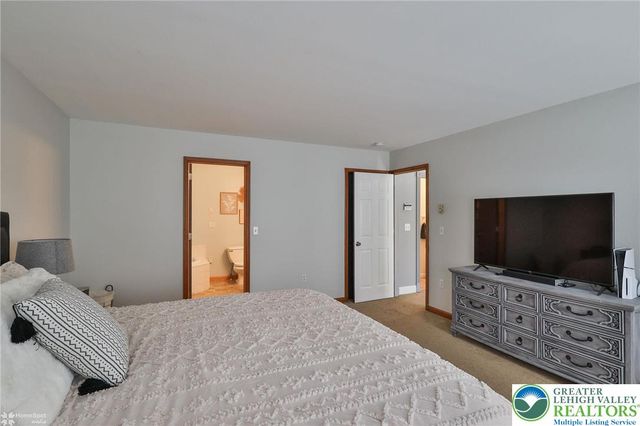 1143 Willow Creek Drive, Polk Twp, PA 18058
