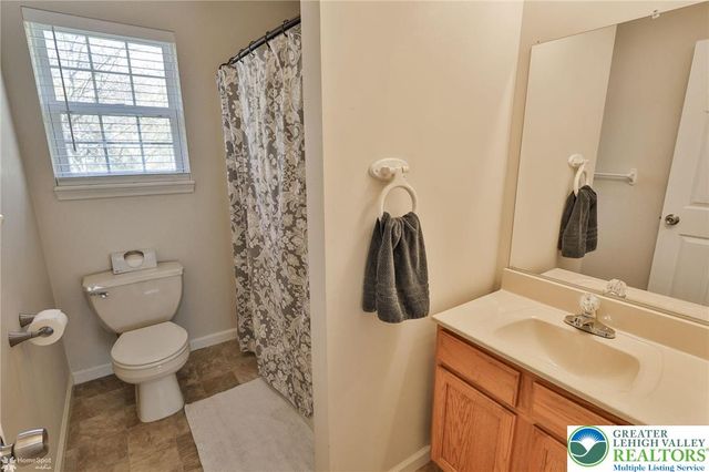 1143 Willow Creek Drive, Polk Twp, PA 18058
