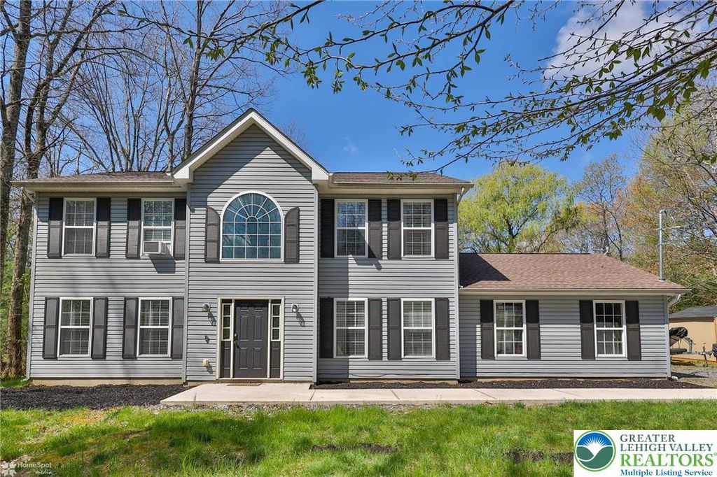 1143 Willow Creek Drive, Polk Twp, PA 18058