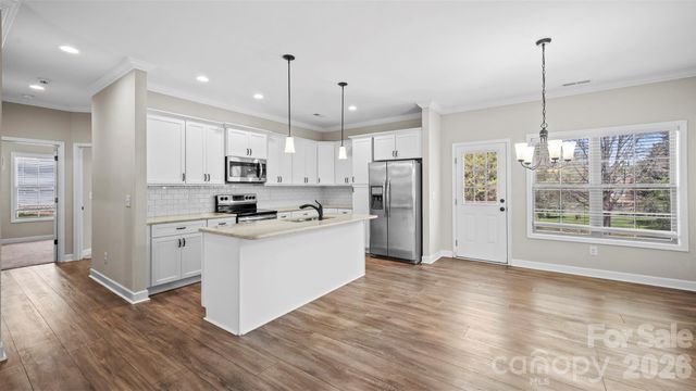 1880 Chestnut Grove Road, King, NC 27021