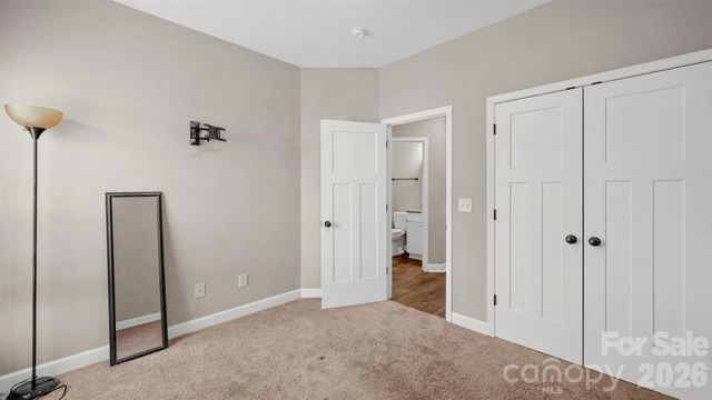 1880 Chestnut Grove Road, King, NC 27021