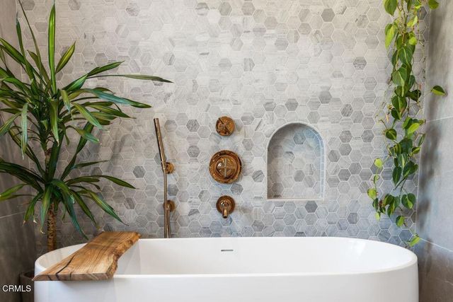 13202 Ojai Road, Santa Paula, CA 93060