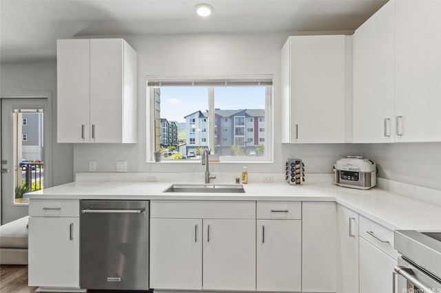 91-3641 Iwikuamoo Street 6202, Ewa Beach, HI 96706