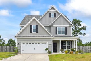 221 Salty Dog Lane, Sneads Ferry, NC 28460
