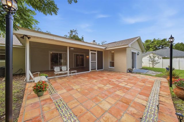 400 N PINE MEADOW DRIVE, Debary, FL 32713
