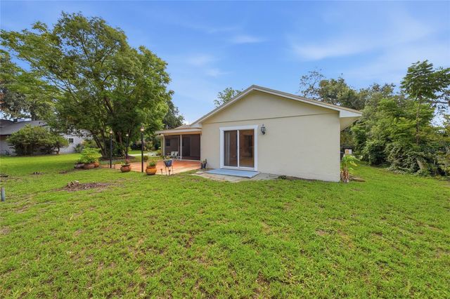 400 N PINE MEADOW DRIVE, Debary, FL 32713