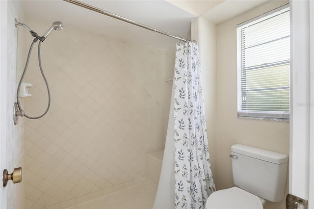400 N PINE MEADOW DRIVE, Debary, FL 32713