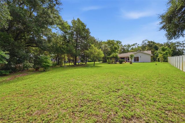 400 N PINE MEADOW DRIVE, Debary, FL 32713