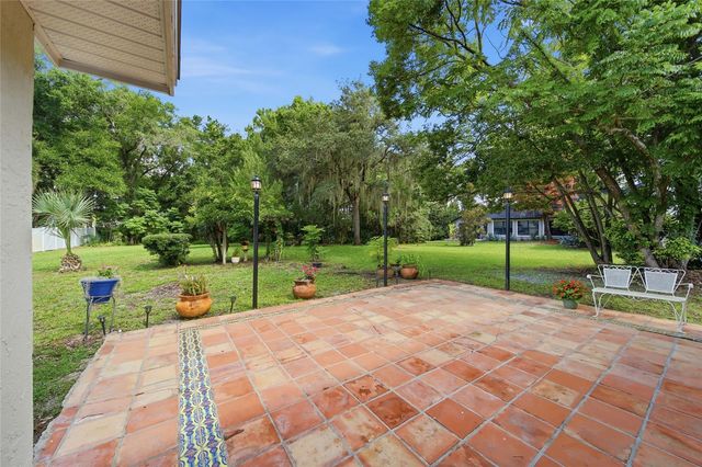400 N PINE MEADOW DRIVE, Debary, FL 32713