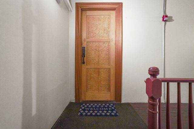 96 South St 3, Boston, MA 02111