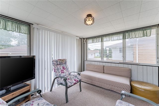 7635 Tamiami Drive, Parma, OH 44134