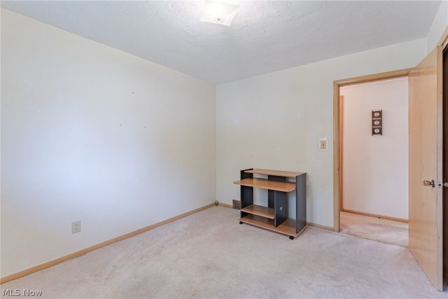 7635 Tamiami Drive, Parma, OH 44134