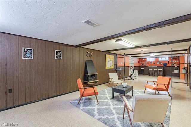 7635 Tamiami Drive, Parma, OH 44134