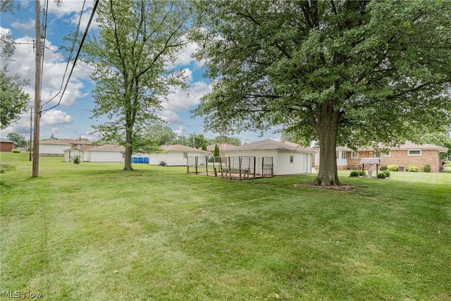 7635 Tamiami Drive, Parma, OH 44134