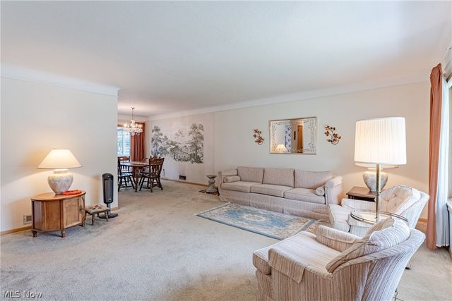 7635 Tamiami Drive, Parma, OH 44134