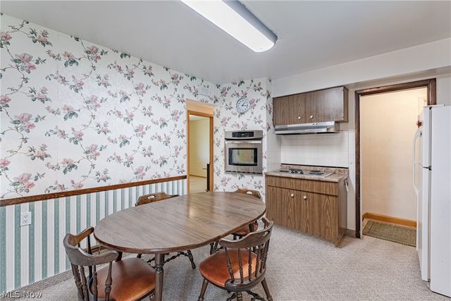 7635 Tamiami Drive, Parma, OH 44134