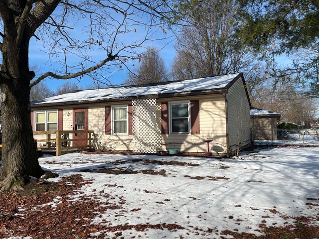 158 Hitchcock Drive, Hope, IN 47246