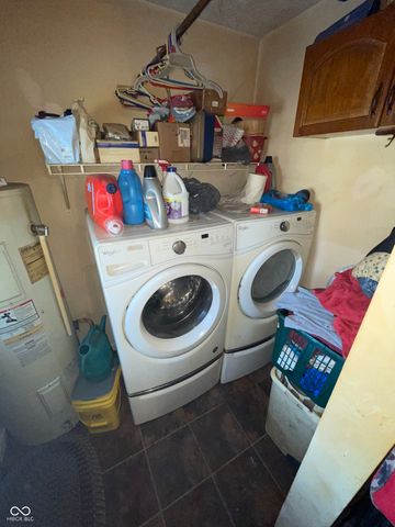 158 Hitchcock Drive, Hope, IN 47246