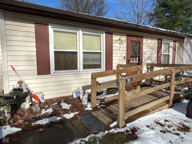 158 Hitchcock Drive, Hope, IN 47246