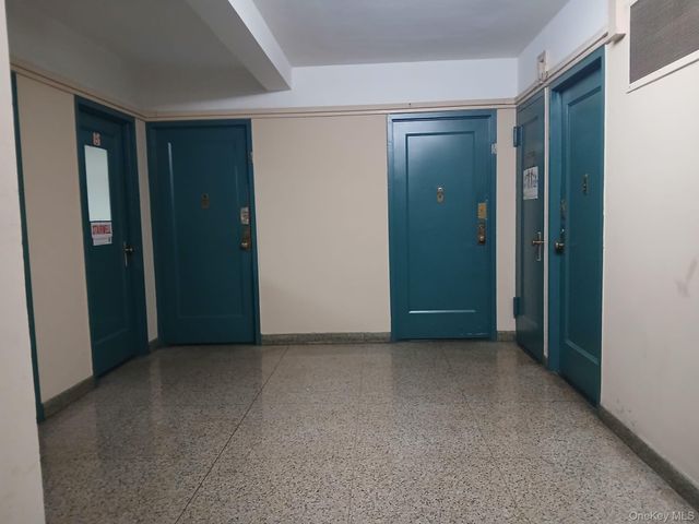 11 Metropolitan Oval 4G, Bronx, NY 10462