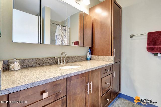 2816 Leighton Street, Anchorage, AK 99517