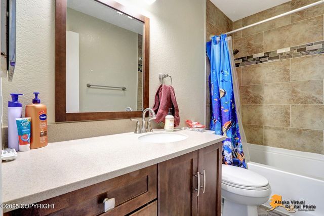 2816 Leighton Street, Anchorage, AK 99517