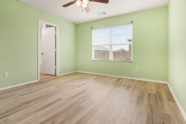 246 Willow Creek Lane, Terrell, TX 75160