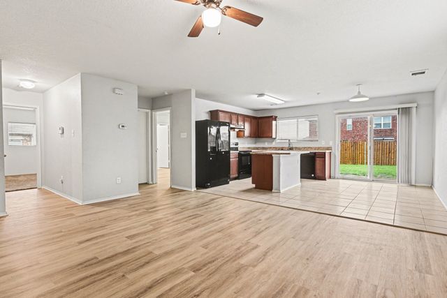 246 Willow Creek Lane, Terrell, TX 75160