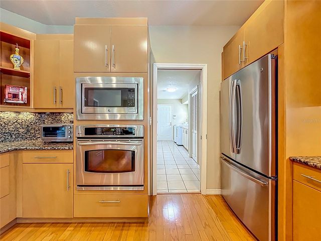 2470 SWEETWATER COUNTRY CLUB DRIVE, Apopka, FL 32712