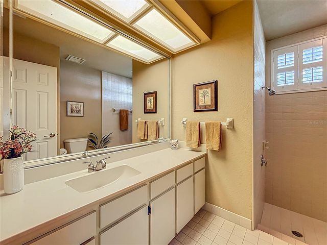 2470 SWEETWATER COUNTRY CLUB DRIVE, Apopka, FL 32712