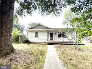 1166 CEDAR AVE, Shady Side, MD 20764