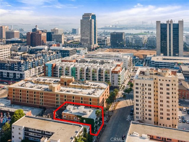 330 Cedar Avenue 205, Long Beach, CA 90802