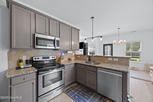 130 Poplar Branch Way, Hampstead, NC 28443