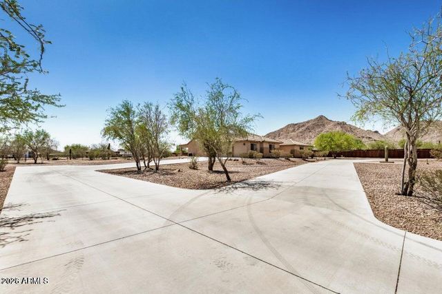 35219 N ELLSWORTH Avenue, San Tan Valley, AZ 85144