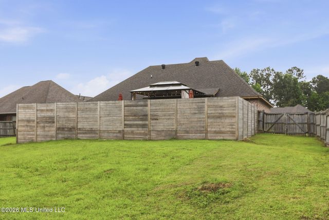 155 Oak Meadow Drive, Clinton, MS 39056
