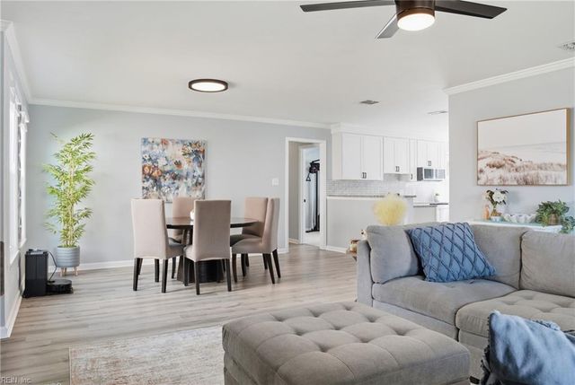 1421 Eddystone DR, Virginia Beach, VA 23464