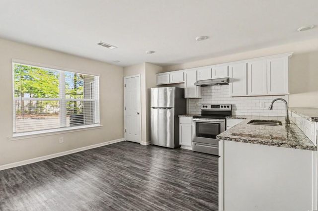 720 Keeshono Street, Union City, GA 30291