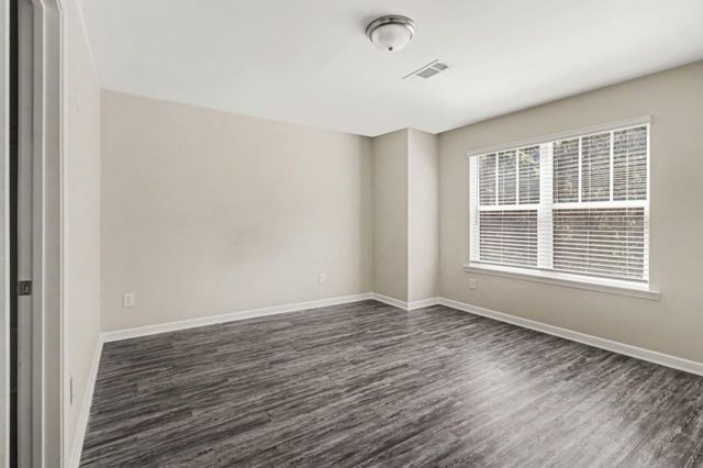 720 Keeshono Street, Union City, GA 30291