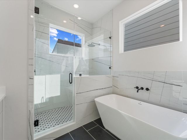 4710 Thornton Villas Lane, Houston, TX 77018