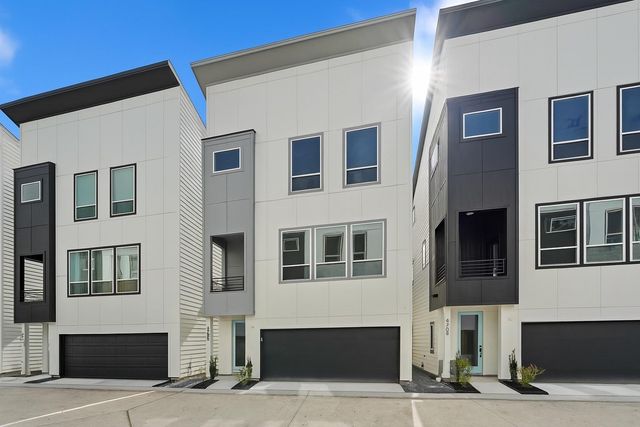 4710 Thornton Villas Lane, Houston, TX 77018