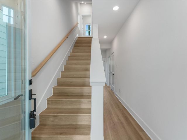 4710 Thornton Villas Lane, Houston, TX 77018