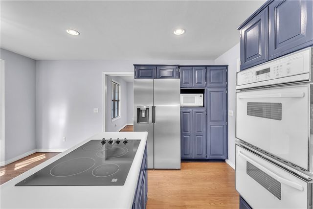 34 Mission Hills Lane, Holiday Island, AR 72631