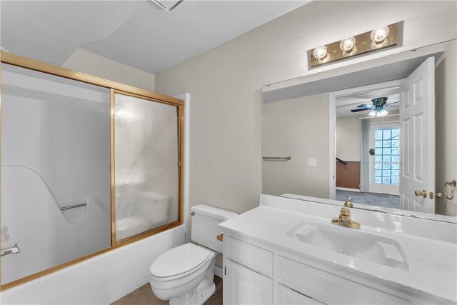 34 Mission Hills Lane, Holiday Island, AR 72631