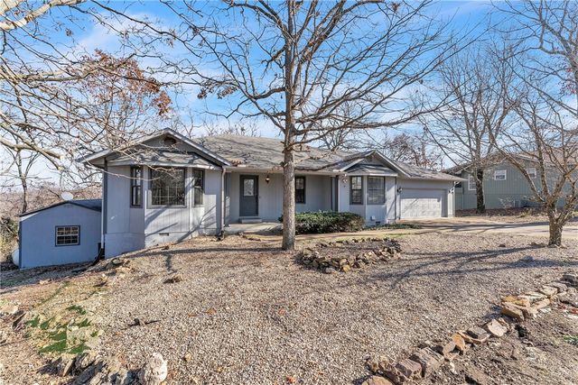 34 Mission Hills Lane, Holiday Island, AR 72631