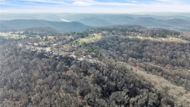 34 Mission Hills Lane, Holiday Island, AR 72631